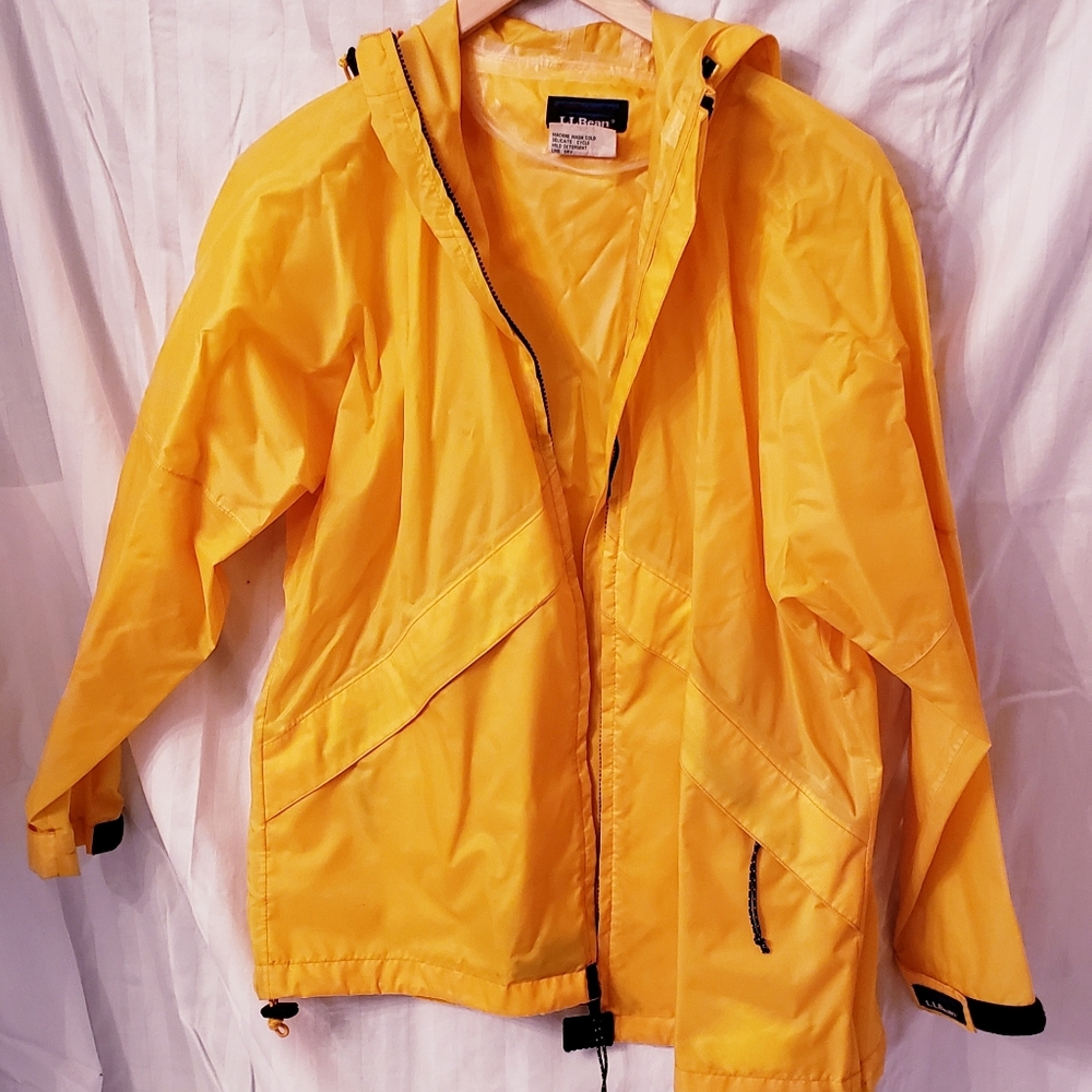 MD LL Bean Yellow Rain Jacket